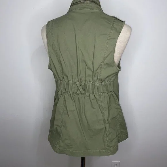 CAbi Womens Vest Green Army Cargo Utility Elastic Back Pockets Safari  Small - Picture 4 of 7